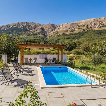U Kuci S Bazenom Appartement Baška